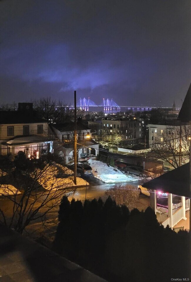 Foto del edificio - 19 Hudson Terrace