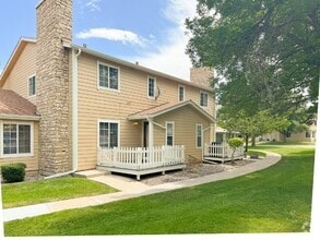 Building Photo - 8460 Everett Way