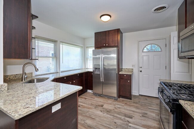 Foto del edificio - 7810 E Prairie Rd