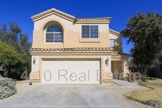 Building Photo - 2320 W Allens Peak Dr