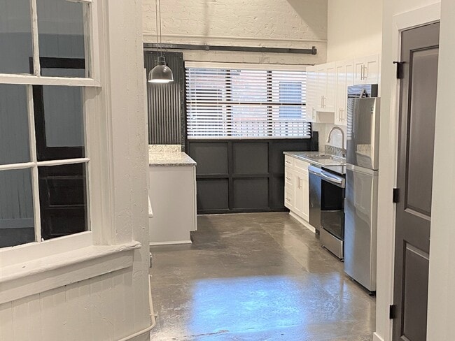 Photo - 410 Wellons St Apartment