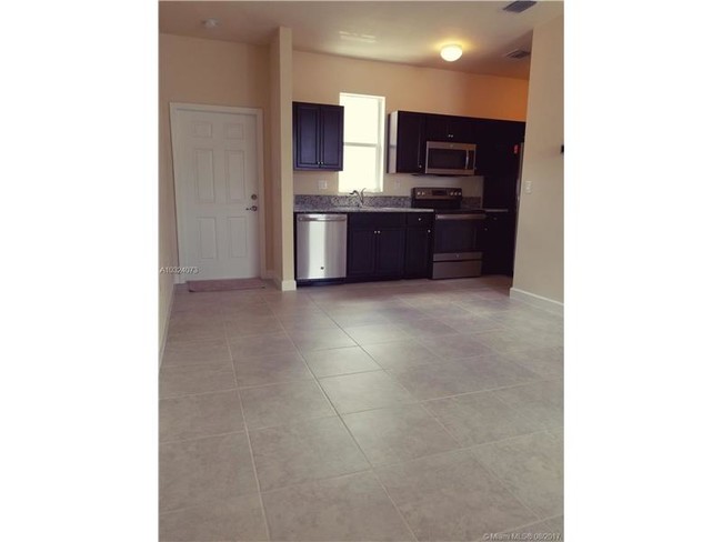Foto del edificio - 17087 SW 96th St
