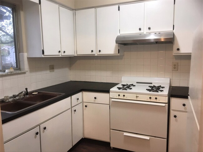 Foto del edificio - 881 E Wilbeth Rd