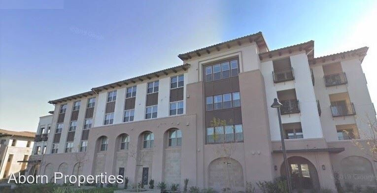 Foto principal - 1069 Bigleaf Pl