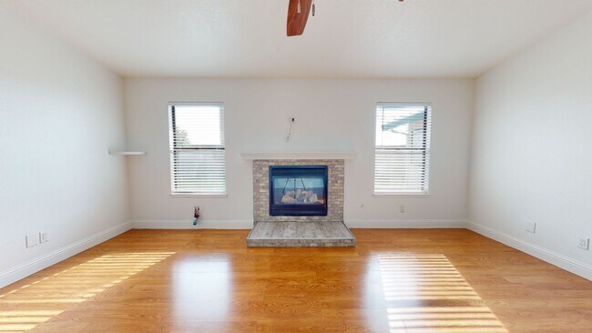 Building Photo - 1860 Chakkar Estates Dr