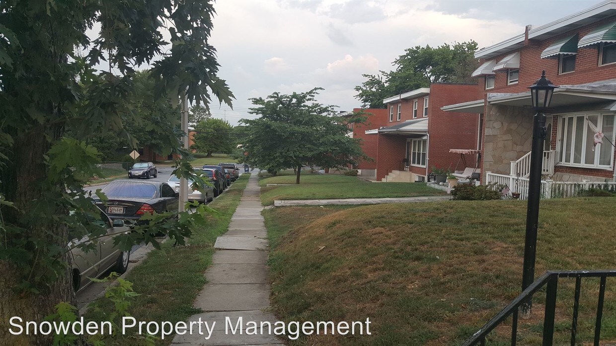 Primary Photo - 1236 Pine Heights Ave