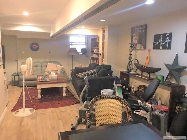 Foto del edificio - 2529 34th St