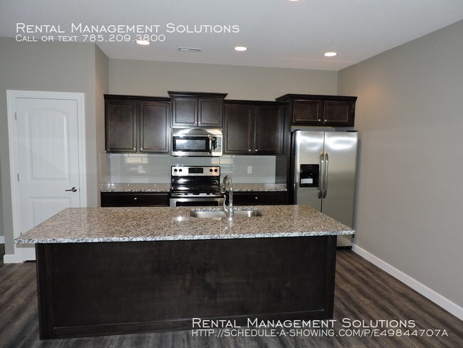 Foto del edificio - 4407 SE Gemstone Ln