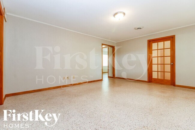 Foto del edificio - 1019 45th St N