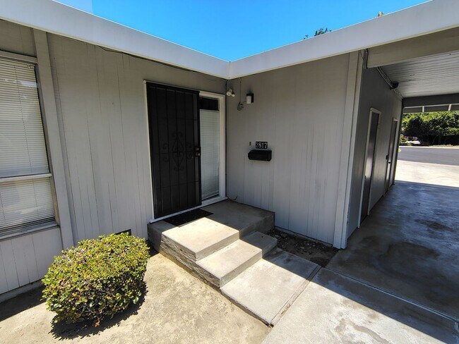 Foto del edificio - 2817 Thornton Ct