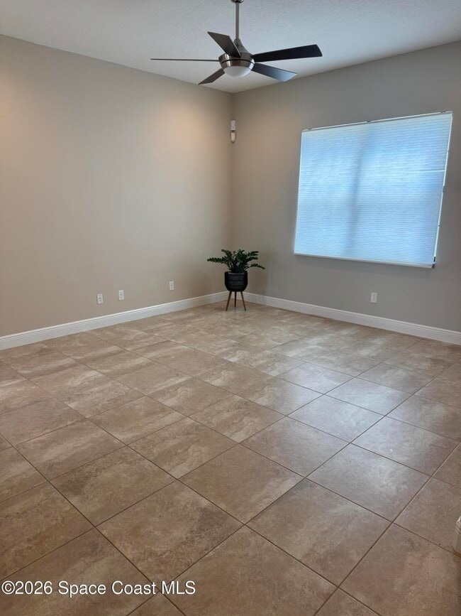 Building Photo - 2723 Rodina Dr