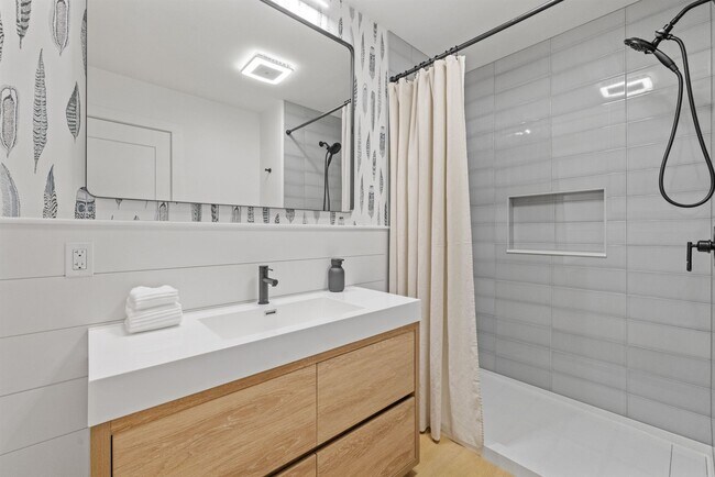 Foto del edificio - 70 Greystone Ln