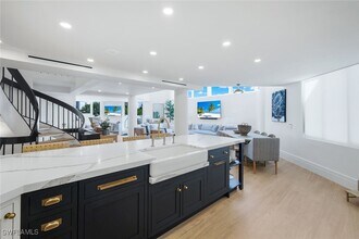 Building Photo - 4041 Gulf Shore Blvd N