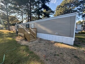 Building Photo - 300 Ricks Rd