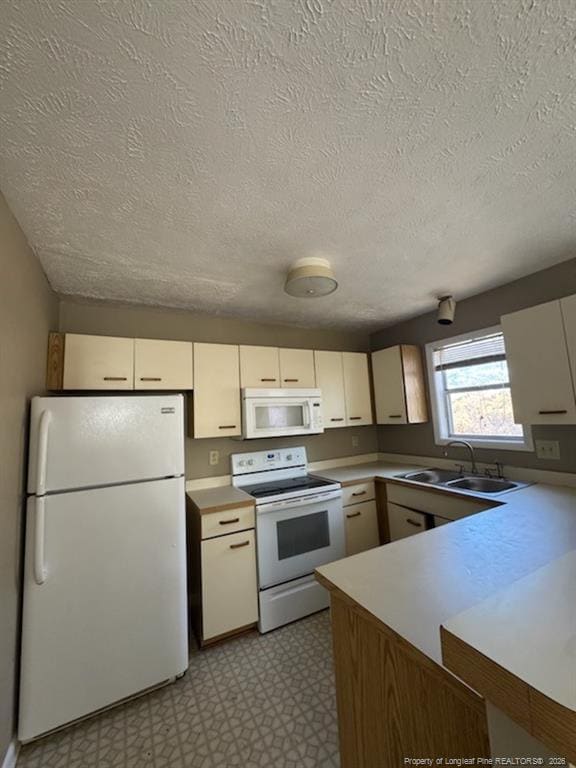 Foto del edificio - 6801 Willowbrook Dr