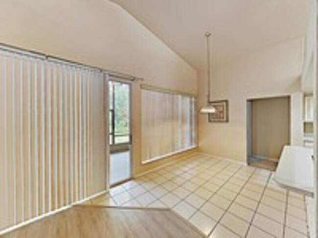 Foto del edificio - 585 Serenity Pl