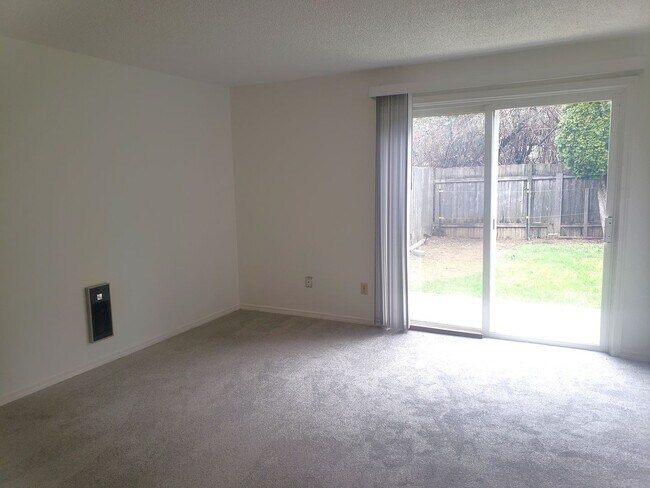 Foto del edificio - Great duplex in Gresham! rentalsc21.com