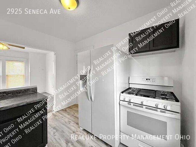 Foto del edificio - 2925 Seneca Ave