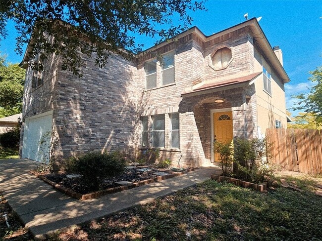 Building Photo - 1002 Keeshond Pl