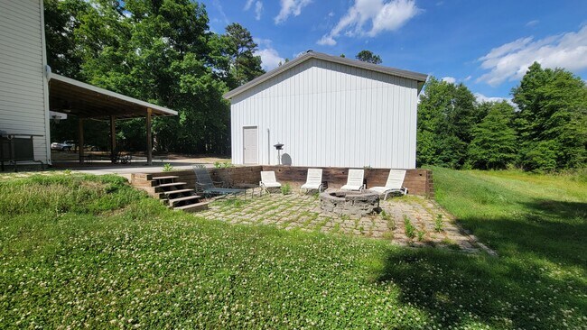 Building Photo - 3 Bed, 3 Bath Home in Fountain Inn Available