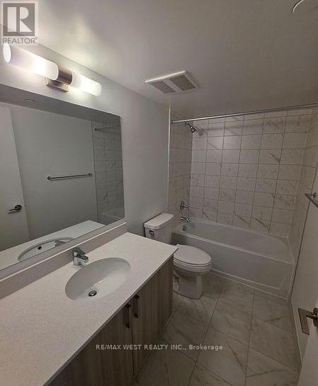 Photo du bâtiment - 1010 Sandy Beach Rd