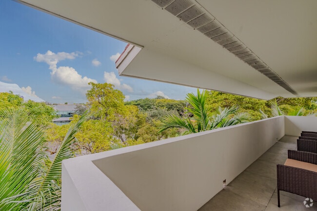 Balcony - Orduna Court