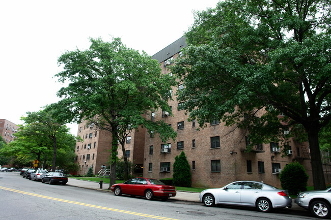 Building Photo - 13820 31st Rd