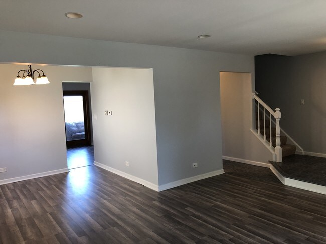 Building Photo - 1119 Evergreen Dr