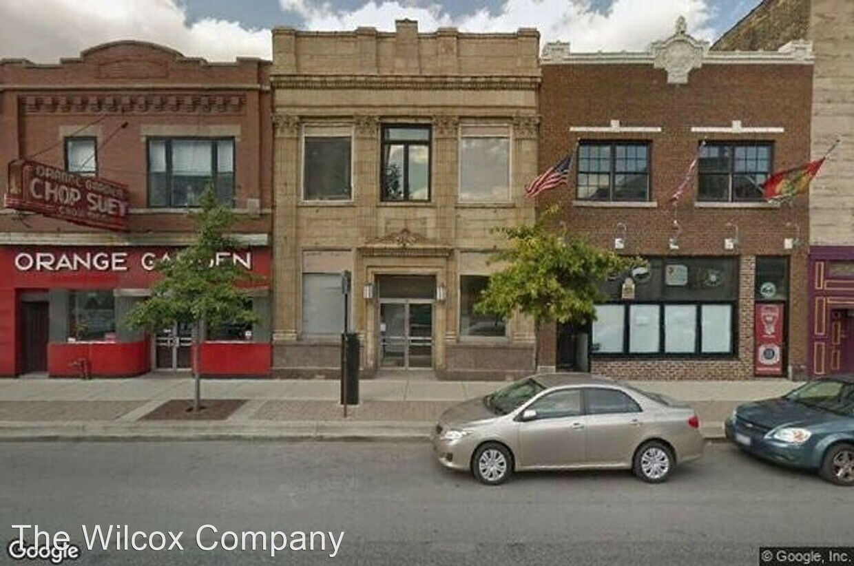 Primary Photo - 1940 W Irving Park Rd