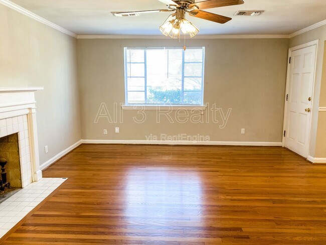 Foto del edificio - 2762 Biltmore Ave