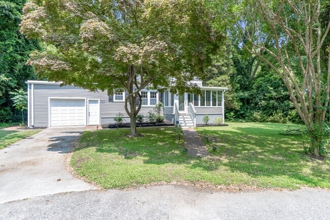 Foto del edificio - 6040 Airway Ln