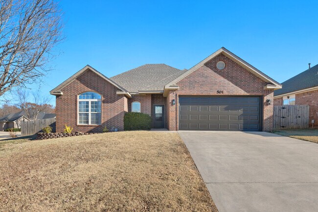 Foto del edificio - 501 SW Duke Ave