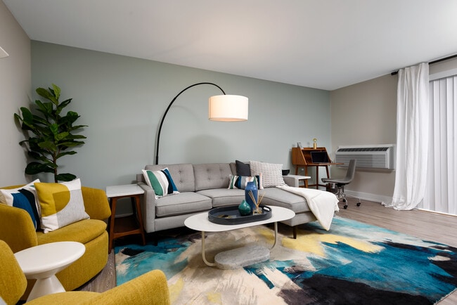 Building Photo - Algon Flats