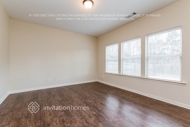 Foto del edificio - 1492 Ewing Farm Dr