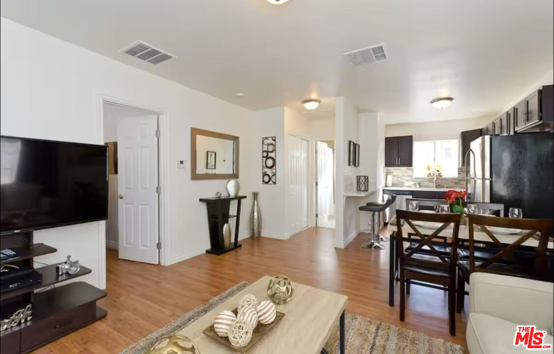 Foto principal - 5428 Colfax Ave