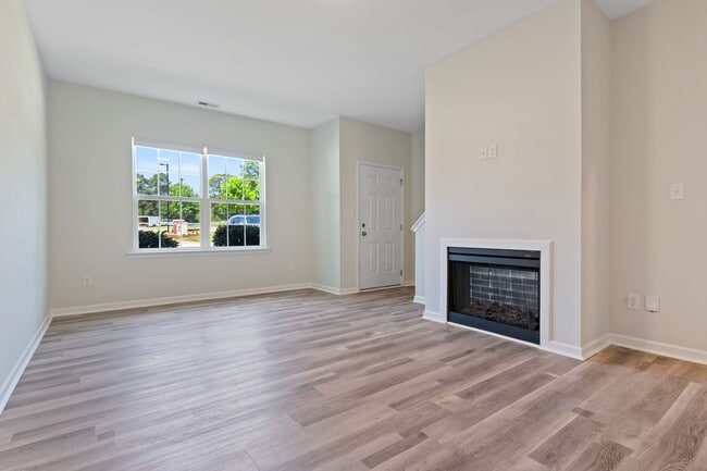 Building Photo - Duplex Rental Available in Garner – 4 Bed, 2.5 Bath with Garage & Private Backyard