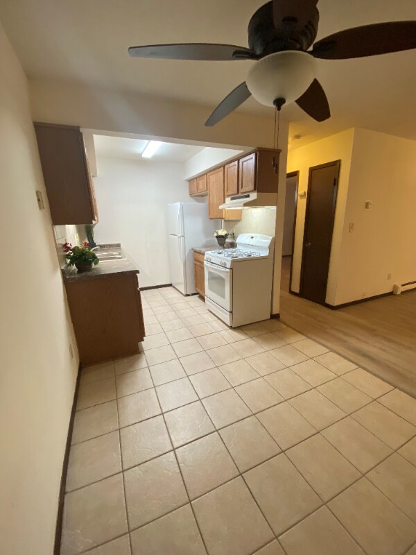 Foto del edificio - 6450 W Norwich Ave