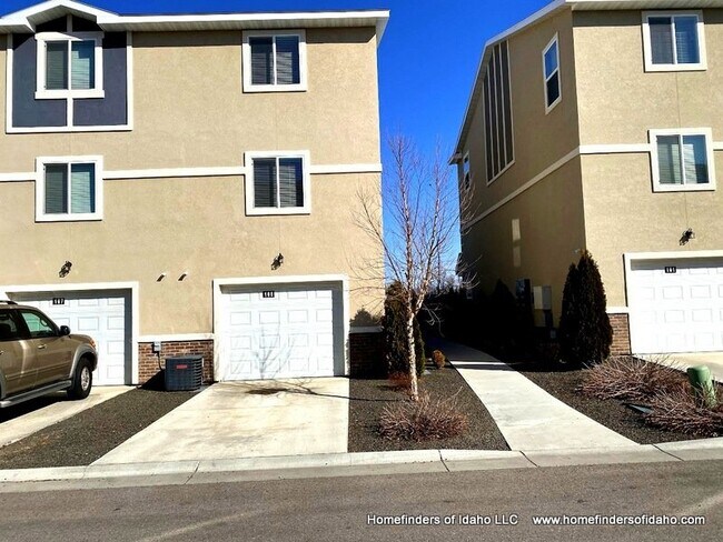 Foto del edificio - 3710 N Centrepoint Way