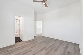 Building Photo - 4604 Indie Hts Ln
