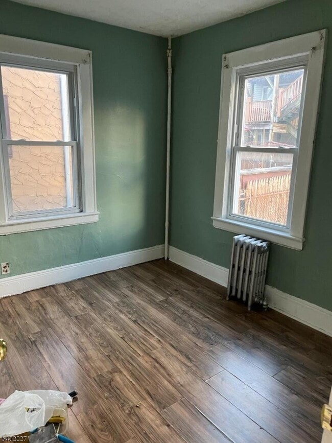 Building Photo - 762 Ogden St