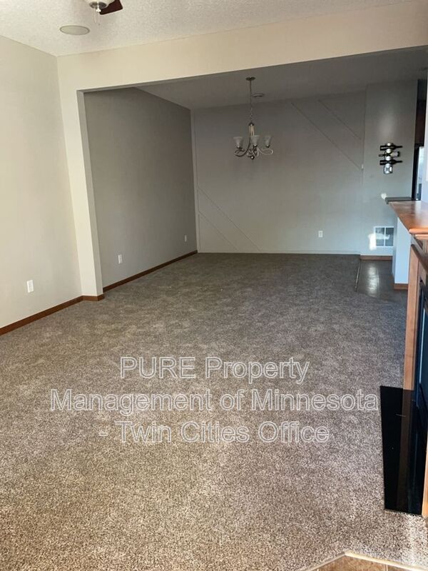 Foto del edificio - 3314 Hazel Trail