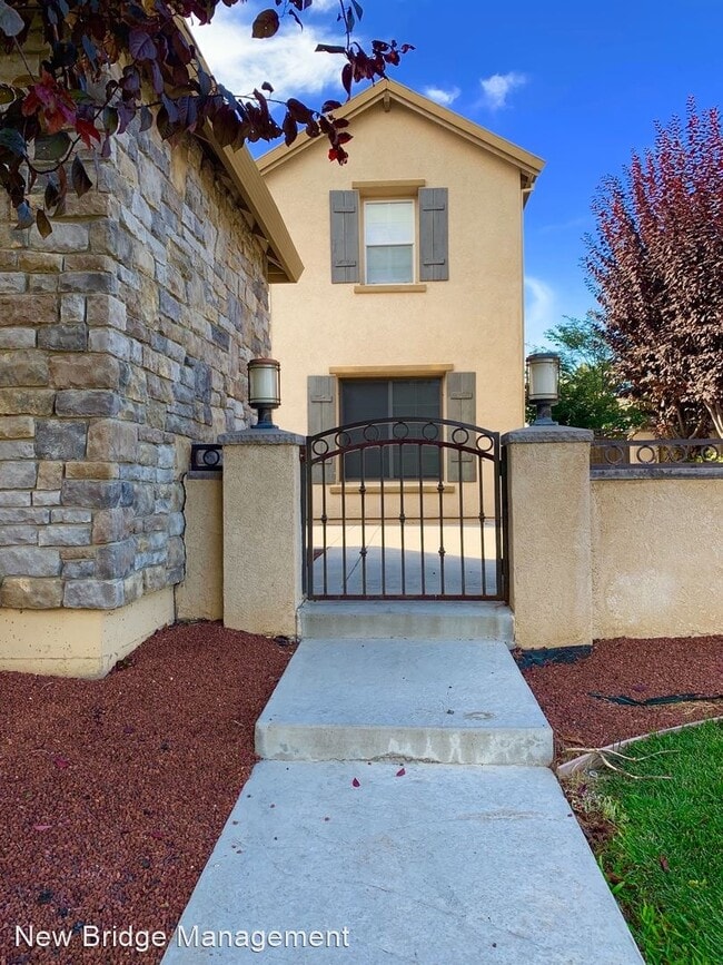Foto del edificio - 4 br, 3.5 bath House - 1205 Imperial Lily ...