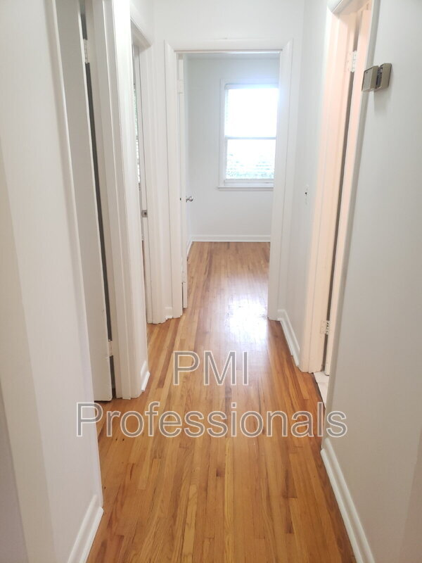 Foto del edificio - 1027 Hunt St