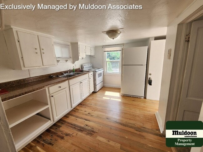 Building Photo - Available Soon!!  Recently Renovated Home!!