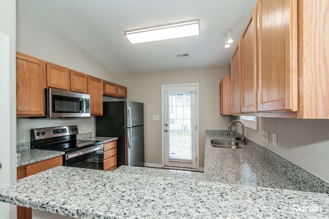 Foto del edificio - 1535 Oakdale Green Dr