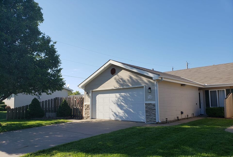 1405 Martin Ave, Salina, KS 67401 Townhome Rentals in Salina KS
