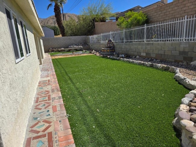 Building Photo - 9856 San Felipe Rd