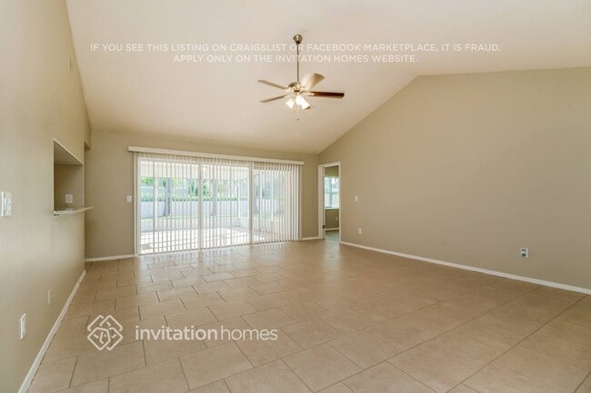 Building Photo - 15103 Southfork Dr