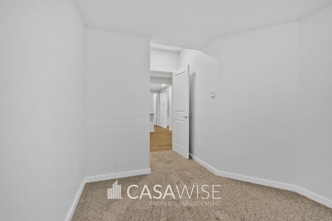 Building Photo - 21039-21025 25 Ave NW