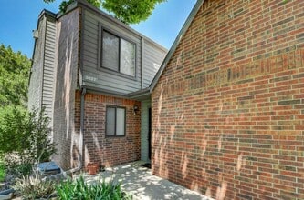 Building Photo - 3627 S Depew St